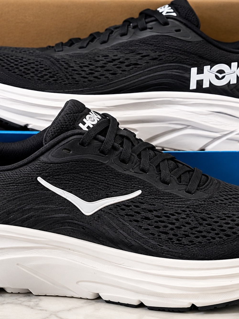 “HOKA Clifton 11 White Black Men’s Size 10 Running Shoes NWT |